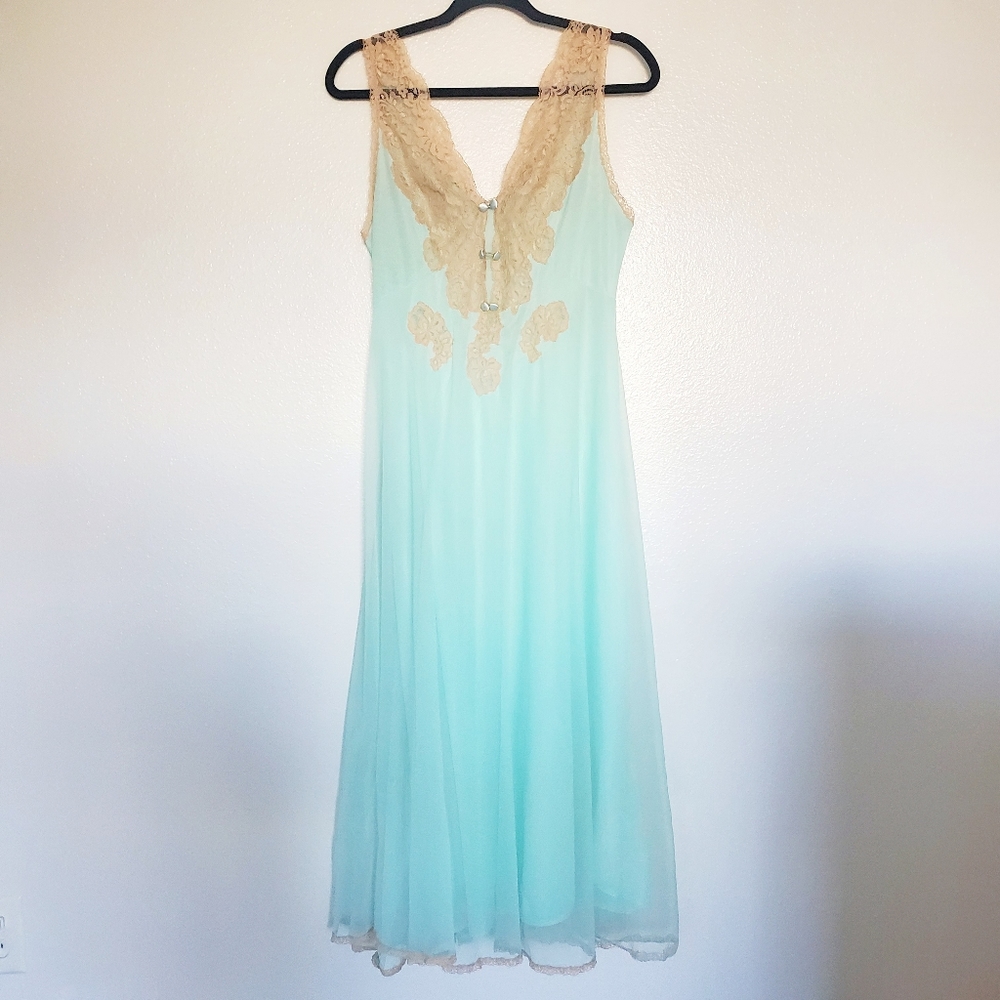 Vintage Jean Pierre Nightgown mint